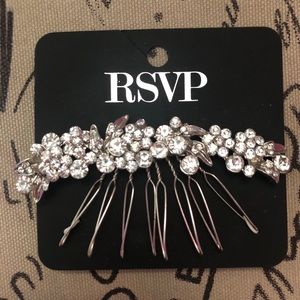 Charming charlie Jeweled hair piece